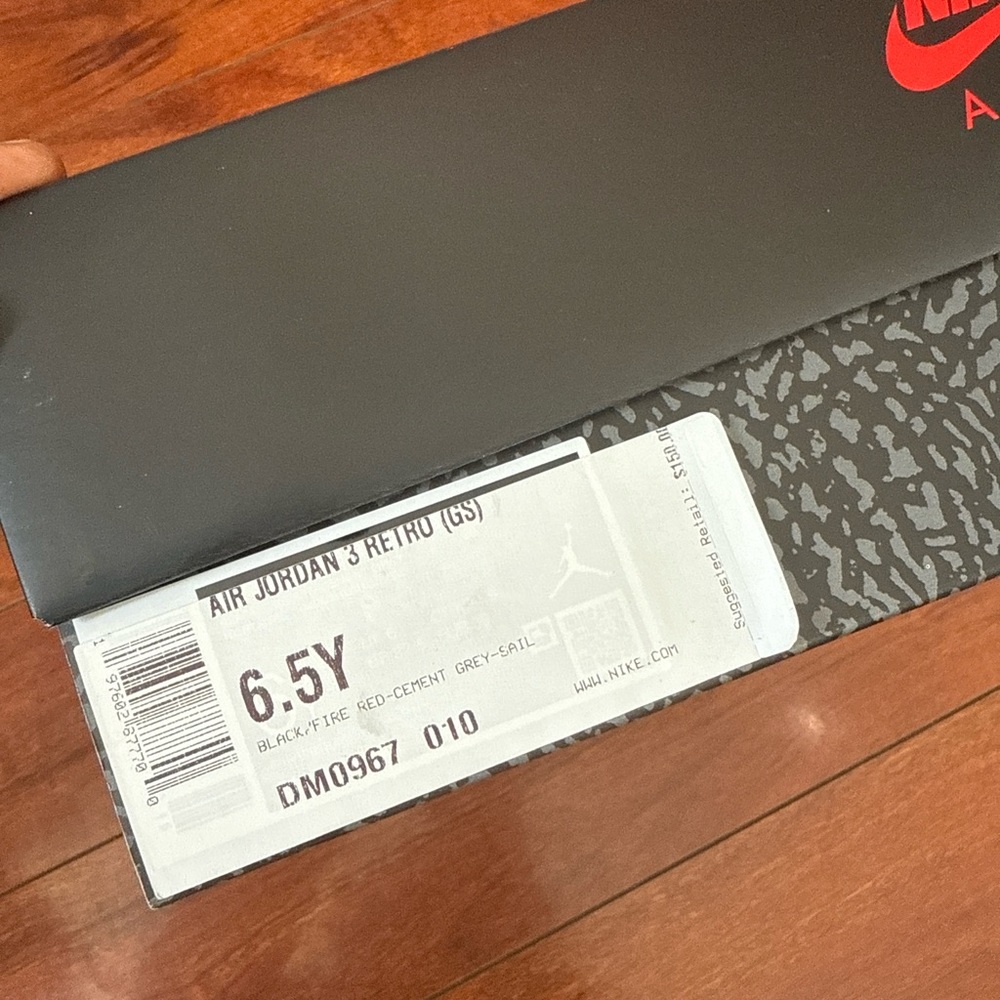 Nike Black and Gray Sneakers with Iconic Swoosh - Picture 2 of 3